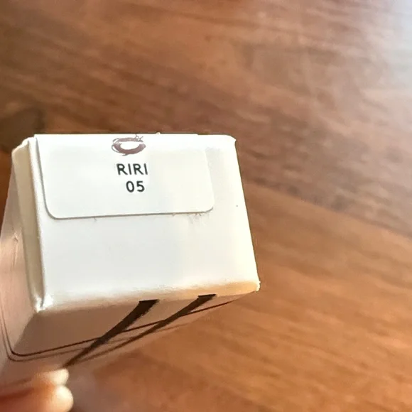 Fenty Beauty Fine Line Black Eyeliner - riri 05 - new! - Picture 2 of 3